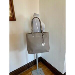 MICHAEL KORS Taupe Light Gray Grey Saffiano Leather Gold Large Tote Shoulder Bag